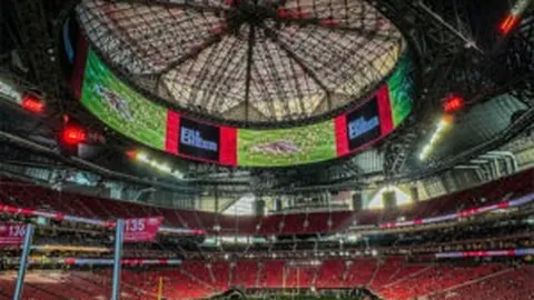 “激战一触即发！猛龙vs爵士巅峰对决，揭秘总决赛总分数悬念！”